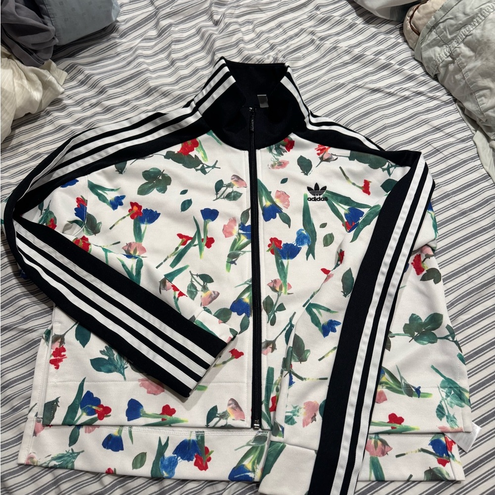 Woman’s Adidas floral jacket - Picture 2 of 4